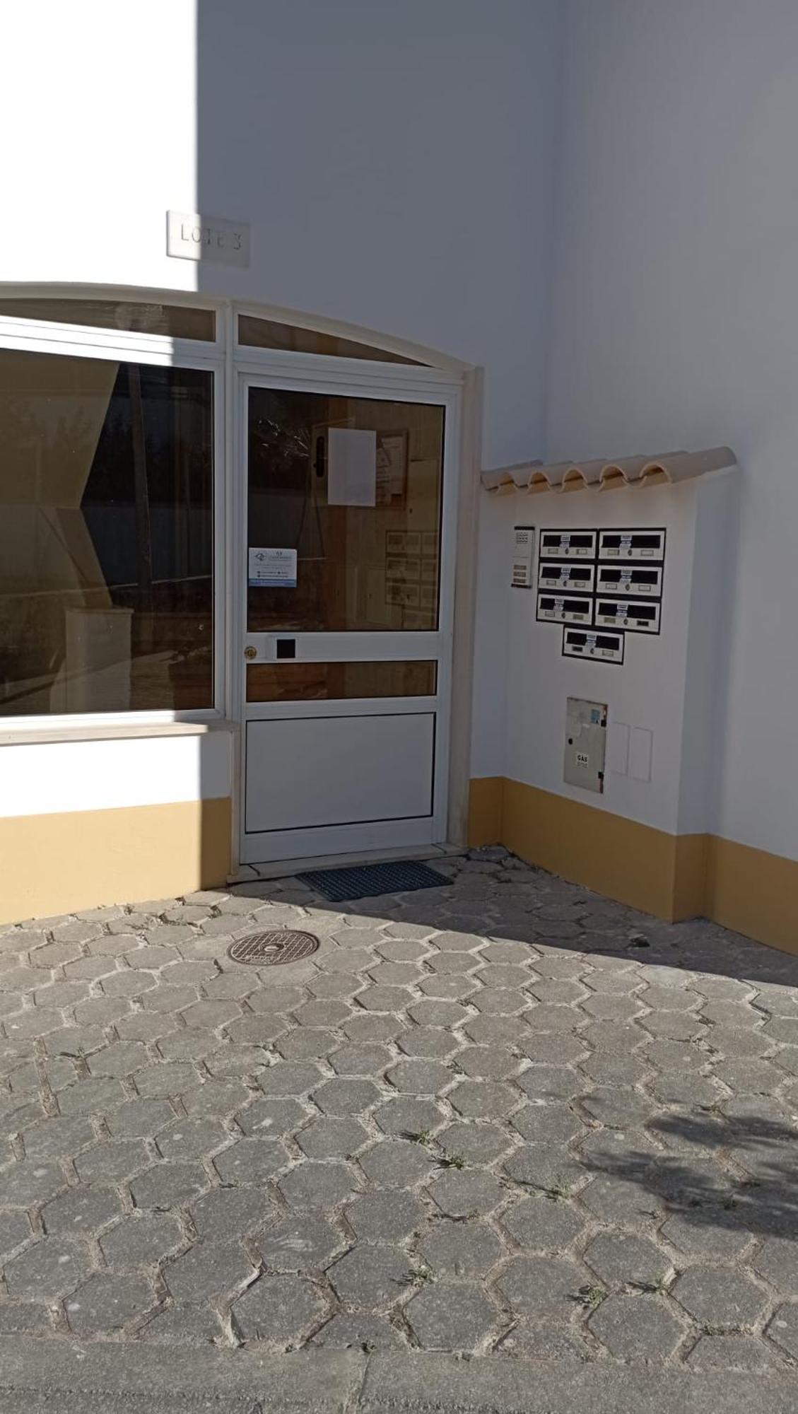 Zawaiaroom Lagos Esterno foto